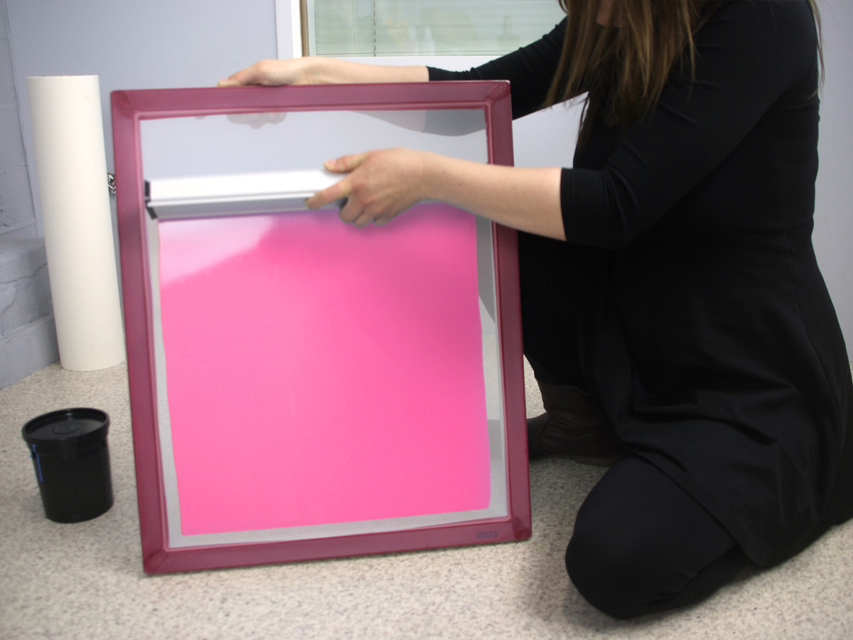 Siebdruckrahmen mit FT COAT PRO Emulsion beschichten Siebdruckrahmen mit FT COAT PRO Emulsion beschichten