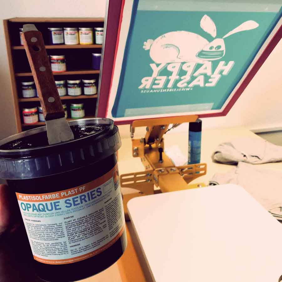 Wie funktioniert der DIY-Siebdruck auf T-Shirts?